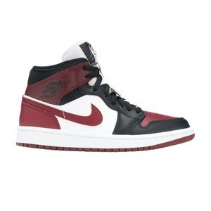 Nike Air Jordan 1 Mid Shoes